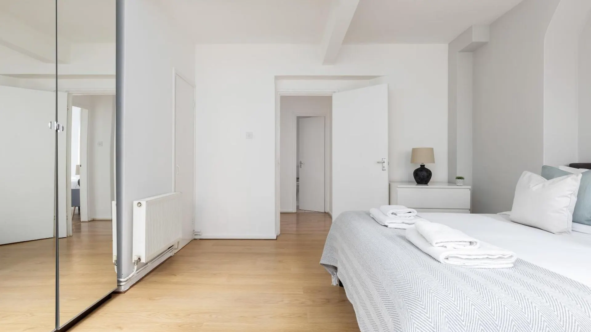 The Shoreditch Collection London Apartment