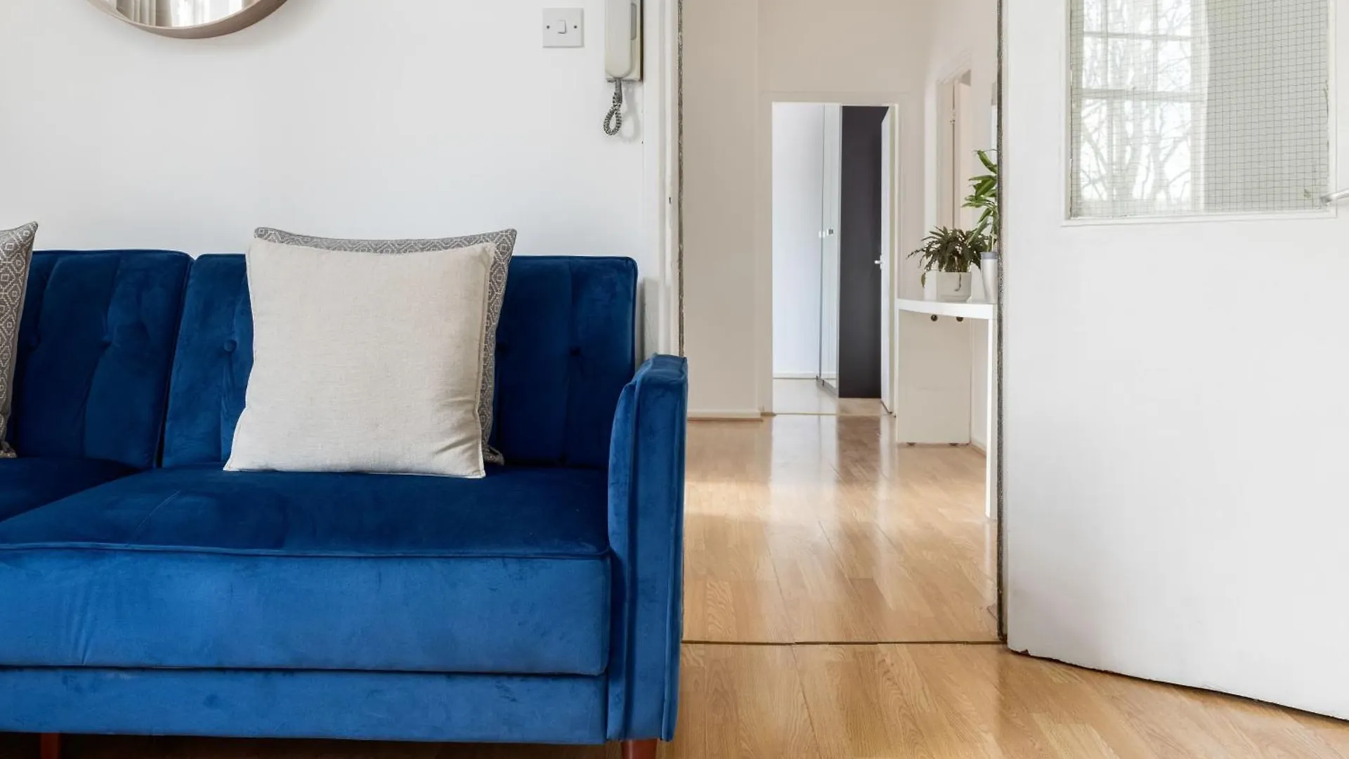 The Shoreditch Collection London Apartment